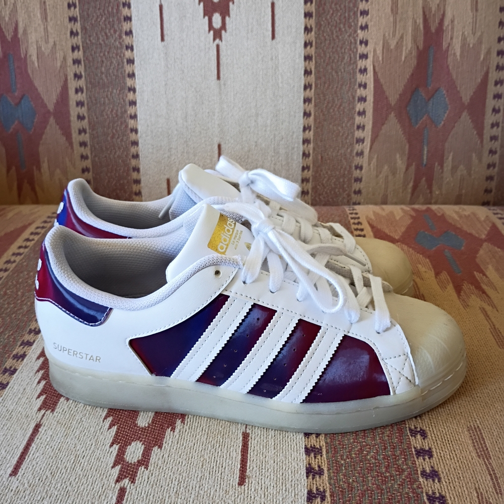Color Change Superstar Adidas RARE